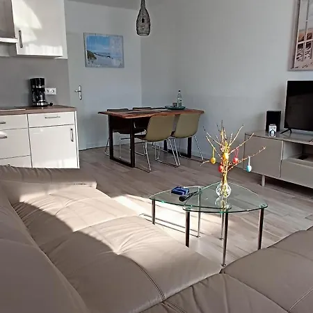 Strandparadies 9 *